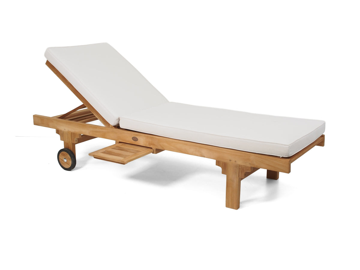 Traditional teak pool lounge with White Sunproof cushion