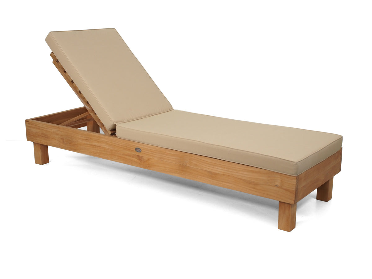 Portsea teak pool lounge with Oatmeal Sunproof cushion