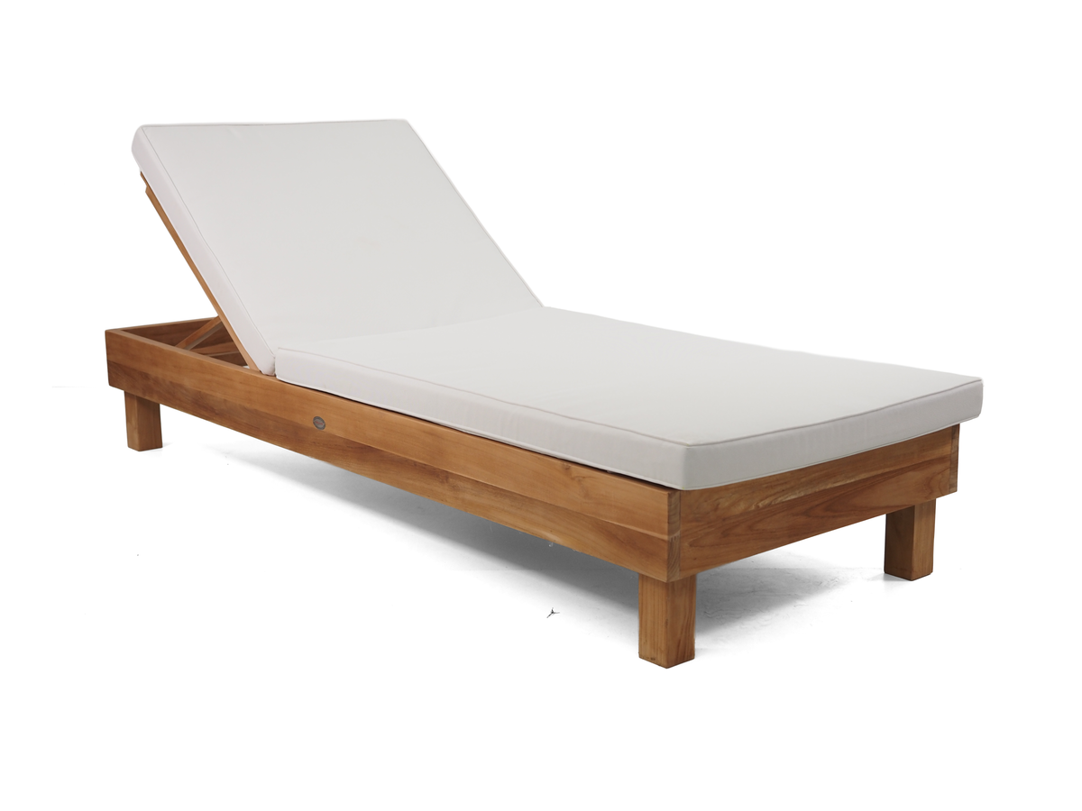 Portsea Wide Pool Lounge