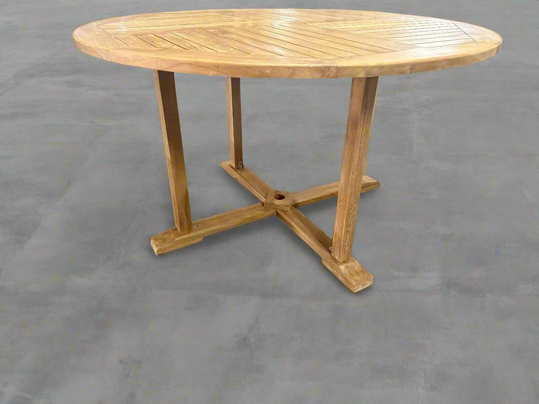 teak-round-table-centre-leg-130cm